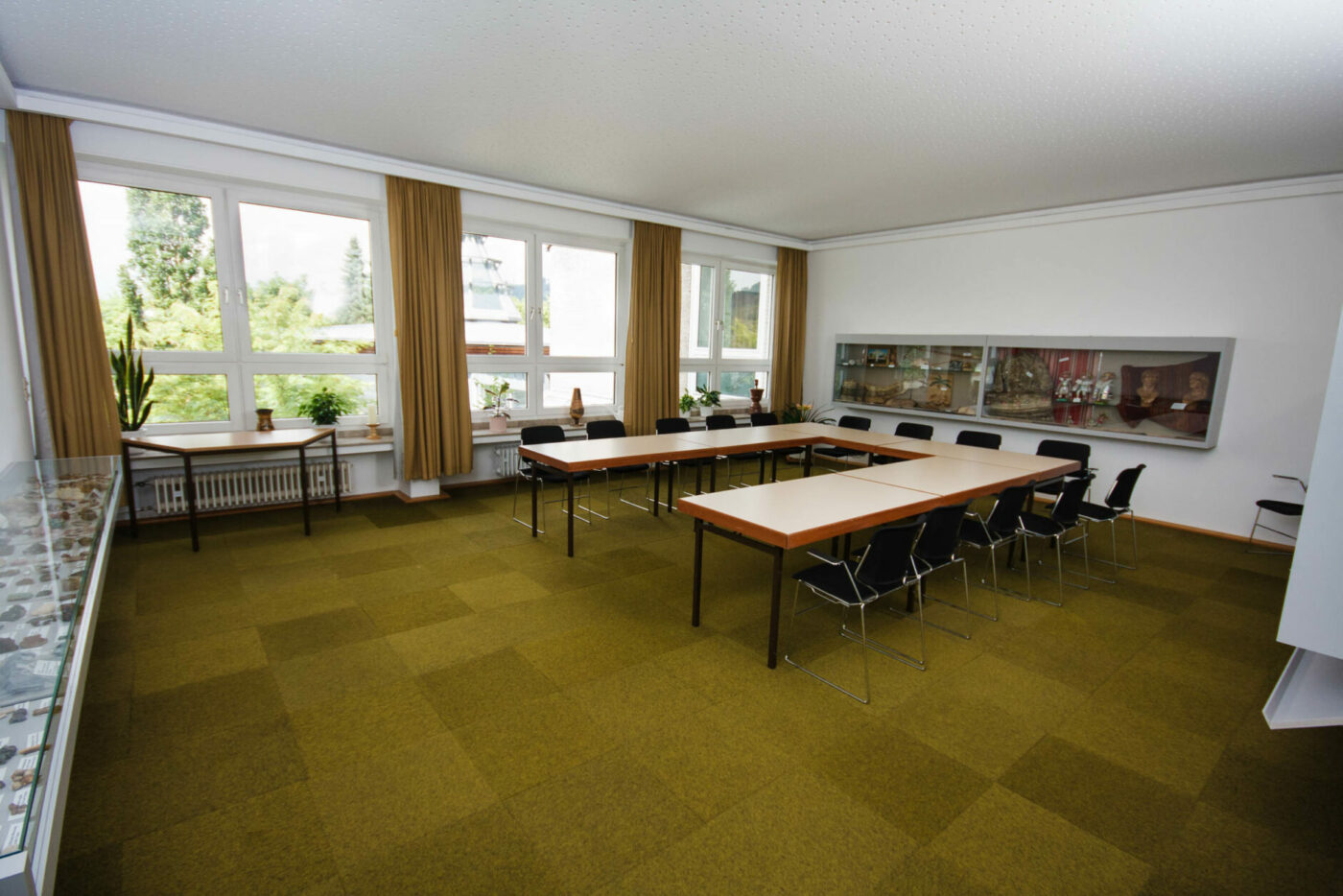 Salle de réunion près de la fontaine